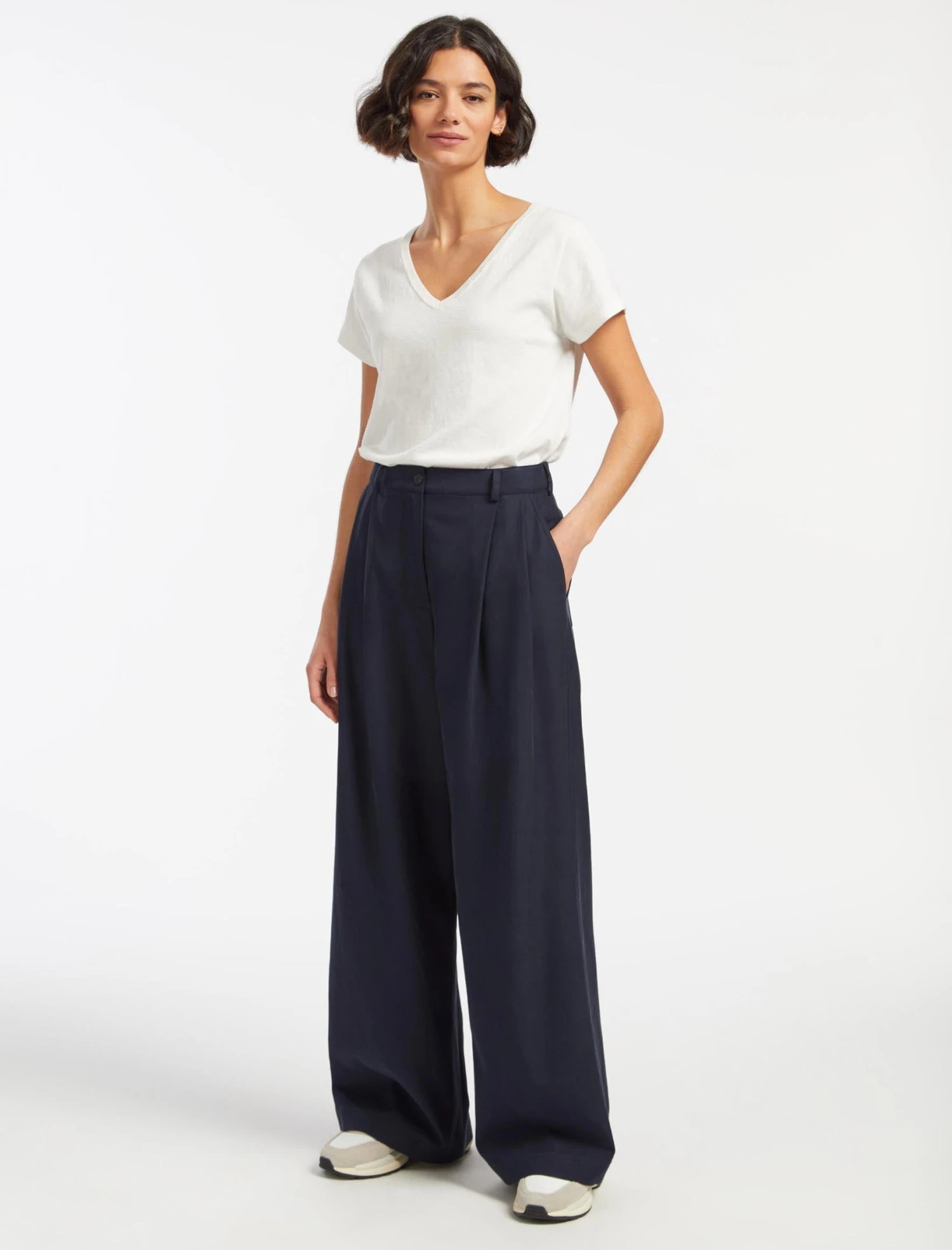 Tamara Cotton Twill Wide Leg Trouser - Navy 6 Tamara Cotton Twill Wide Leg Trouser - Navy - Image 4