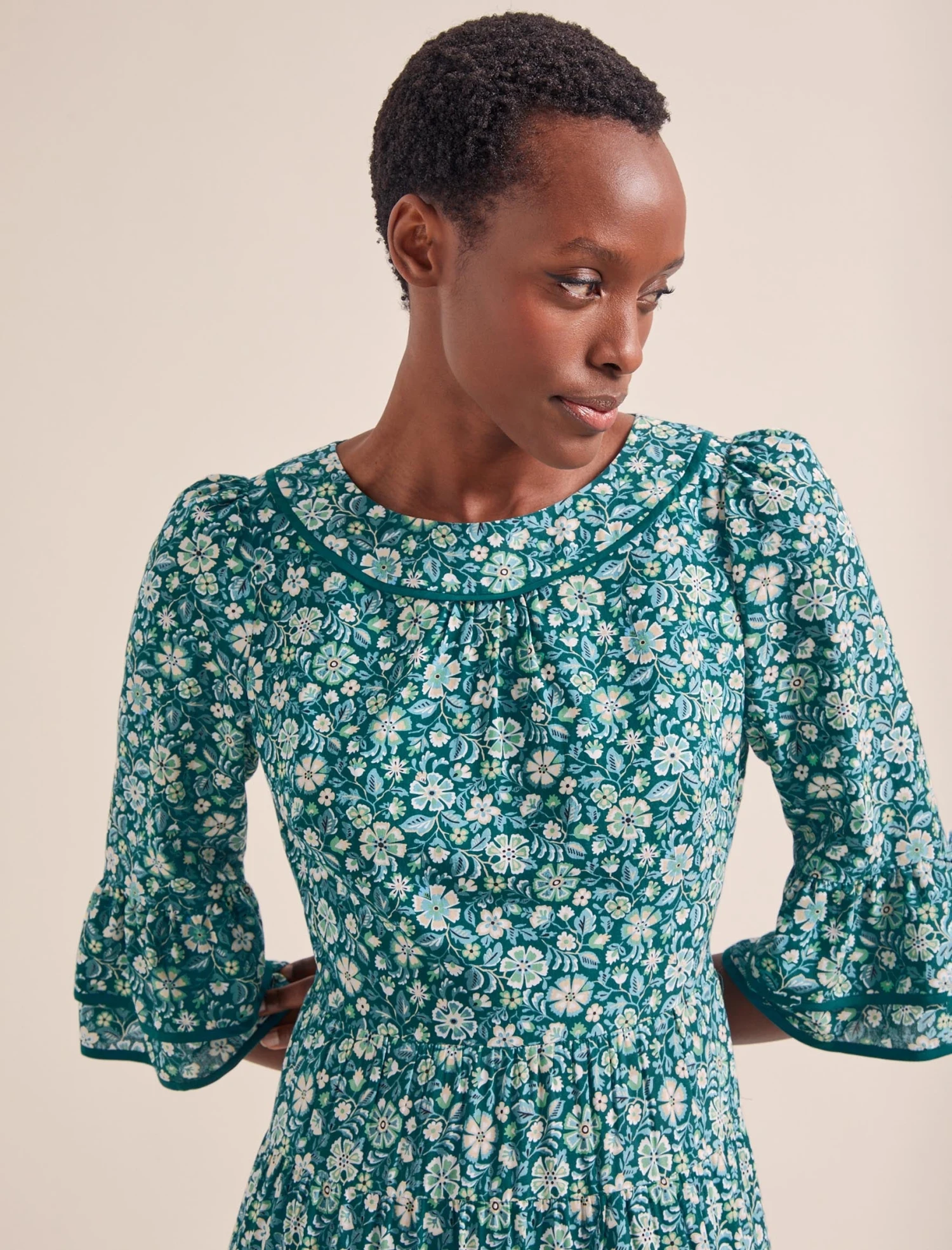 Elodie Cotton Blend Maxi Dress - Green Ditsy Carnation Print 4 Elodie Cotton Blend Maxi Dress - Green Ditsy Carnation Print - Image 2