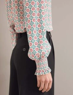 Stella Silk Shirt - Cream Floral Tile Print -Cefinn Clothing Store AU24 S46 STELLA CREAMFLORALTILEPRINT LS 24253 75edaafc 8550 4ec2 a44e cc8f07147dc6