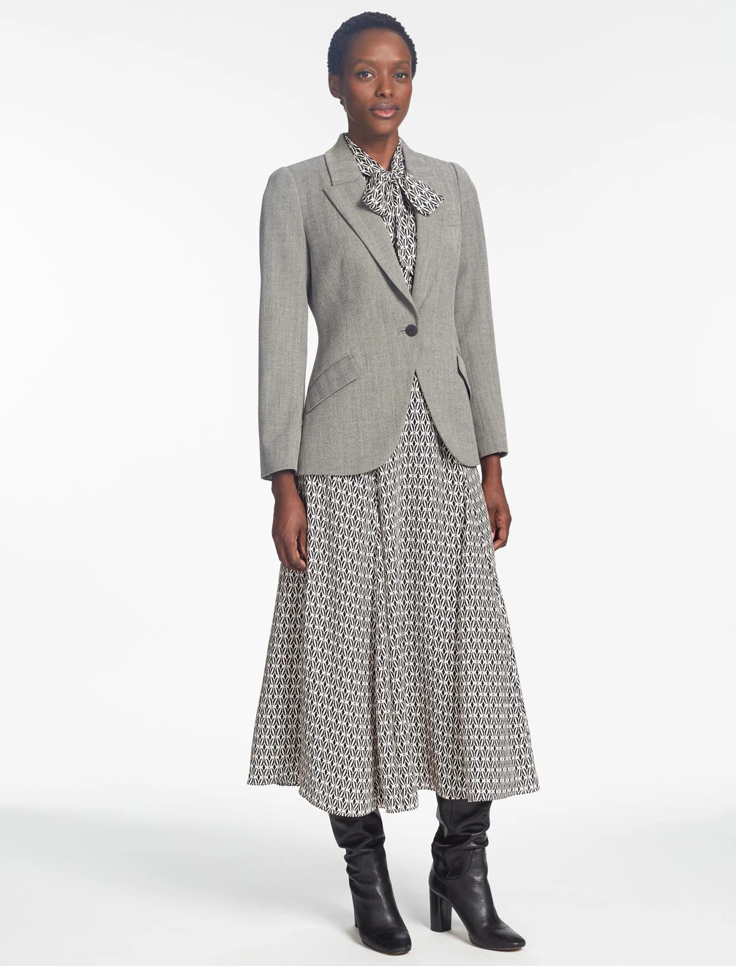 Elspeth Maxi Dress - Ecru Black Trellis Print 10 Elspeth Maxi Dress - Ecru Black Trellis Print - Image 8