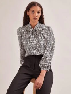 Aubrey Shirt - Ecru Black Trellis Print -Cefinn Clothing Store SP24 S84 AUBREY ECRUBLACKTRELLISPRINT LS 550