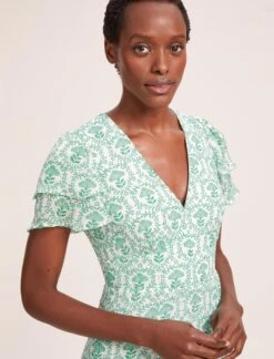 Lotta Gold Metallic Fil Coupé Maxi Dress - Pale Green Carnation Print 13 Lotta Gold Metallic Fil Coupé Maxi Dress - Pale Green Carnation Print -Cefinn Clothing Store SU24 D618 LOTTA GREENCARNATION LS 40981