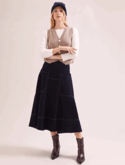 Beata Cashmere Hat - Navy -Cefinn Clothing Store WI23 H3 BEATA NAVY LS 17756