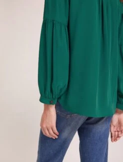 Ella Silk Shirt - Dark Green 14 Ella Silk Shirt - Dark Green -Cefinn Clothing Store WI23 S82 ELLA DARKGREEN LS 33796